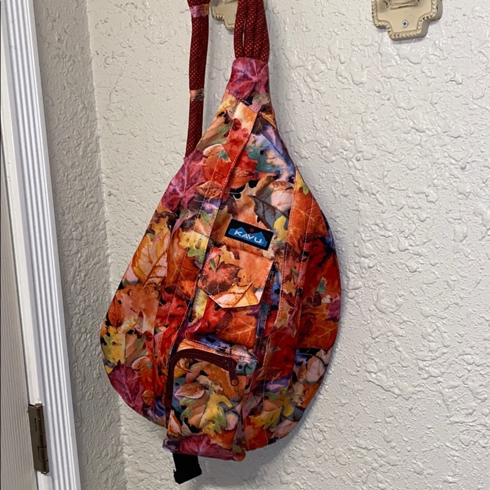 Kavu sling bag